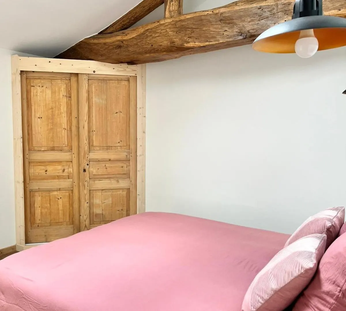 Le Havre D Adrien Apartment Illiat France
