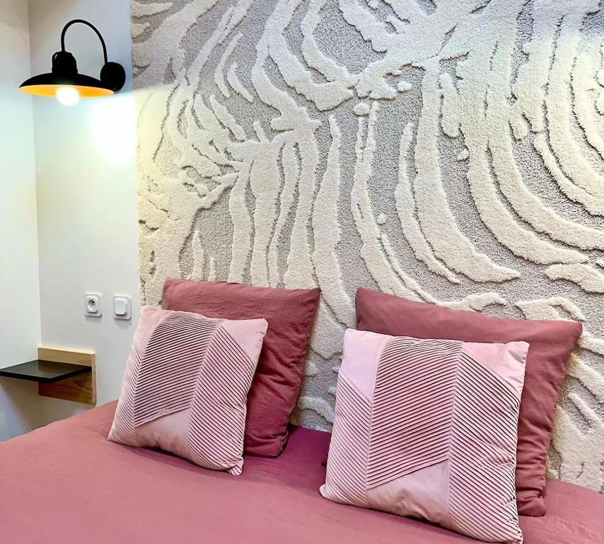 Le Havre D Adrien Apartment Illiat 0*,  France